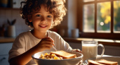 Каким должен быть завтрак школьника: необходимые продукты в зависимости от возраста