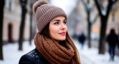 Шапки больше не в тренде: бабушкин аксессуар вытесняет привычные головные уборы - тепло и не портит прическу