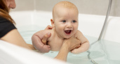 Раз в неделю или каждый день? Как часто купать новорожденного