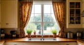 Вешать шторы на кухне - прошлый век: дизайнеры показали, что модно в 2026