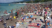 Черное море в пролете, оно трещит по швам: где отдохнуть в 2026-м — 3 идеальных места в России с райским побережьем