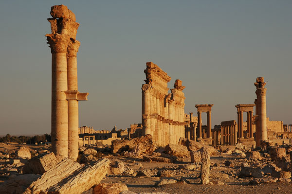 Пальмира. Декуманус - главная улица древнеримского города