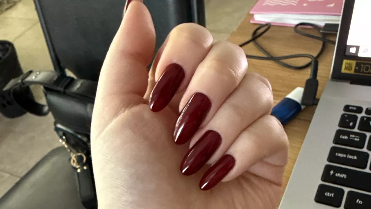 Красить ногти больше не модно: россиянок захватил новый тренд - чем начали заменять классический маникюр в 2026 году